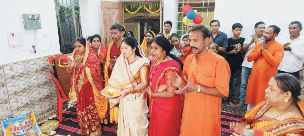 जन्माष्टमी पर विधायक ने देवालयों में पहुंचकर की पूजा-अर्चना