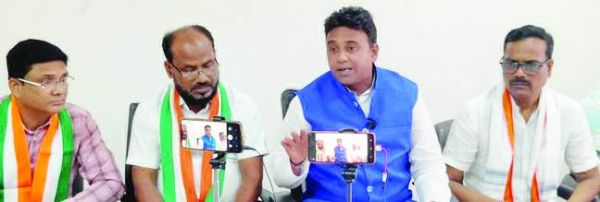 यात्री ट्रेनें रद्द होने पर भाजपा के प्रदेश अध्यक्ष सहित 9-9 सांसद मौन क्यों हैं ? - कांग्रेस