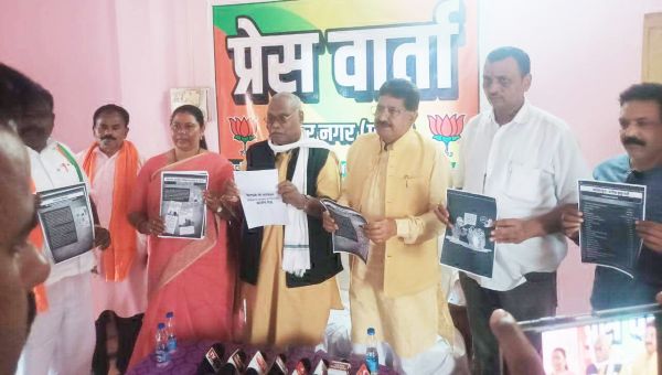 भूपेश सरकार के पांच साल के भ्रष्टाचार का आइना है भाजपा का आरोप पत्र-सांसद गोमती साय