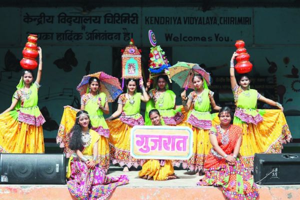 केंद्रीय विद्यालय में संभाग स्तरीय कला उत्सव, चिरमिरी का दबदबा रहा