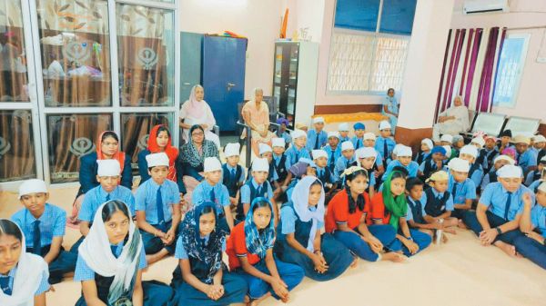 शैक्षणिक भ्रमण का आयोजन