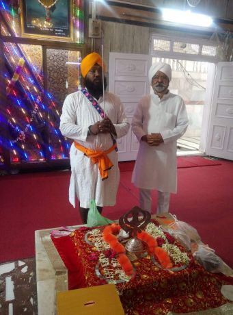 श्री हजूर साहिब गुरुद्वारा पहुंच होरा ने मत्था टेका