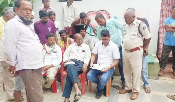 नवविवाहिता ने की खुदकुशी, 6 माह पहले  हुई थी शादी, आत्महत्या नोट बरामद