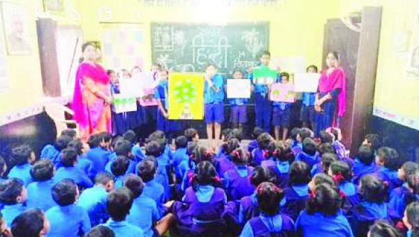 बच्चों को बताए हिन्दी भाषा के महत्व 