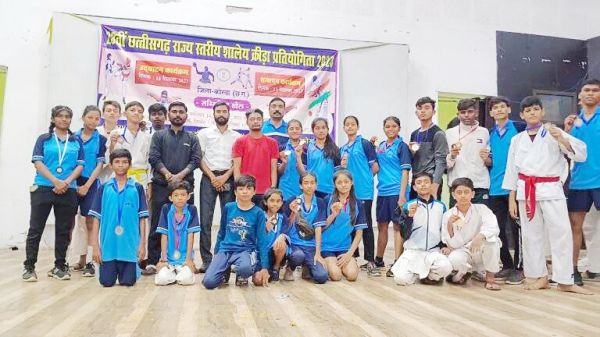 23वीं राज्य स्तरीय शालेय खेल स्पर्धा में  बलौदाबाजार के 16 बच्चों ने जीते पदक