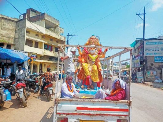 शहर में किया गया विश्वकर्मा भगवान का विसर्जन