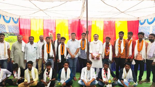 21 युवाओं ने किया कांग्रेस प्रवेश
