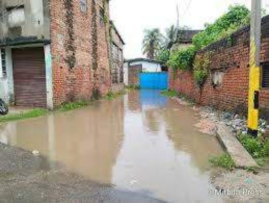 झमाझम बारिश, निचले इलाकों में भरा पानी