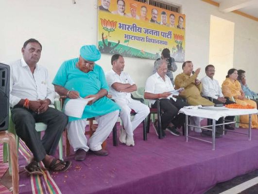 परिवर्तन यात्रा की तैयारी के लिए बृजमोहन पहुँचे भाटापारा