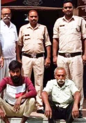 युवक की हत्या कर फांसी पर लटकाया फिर अपनी बाड़ी किनारे फेंका, दो गिरफ्तार