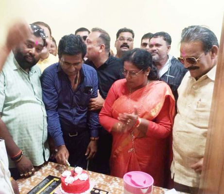 कांग्रेसियों व वरिष्ठ खिलाडिय़ों ने फिरोज का मनाया जन्मदिन