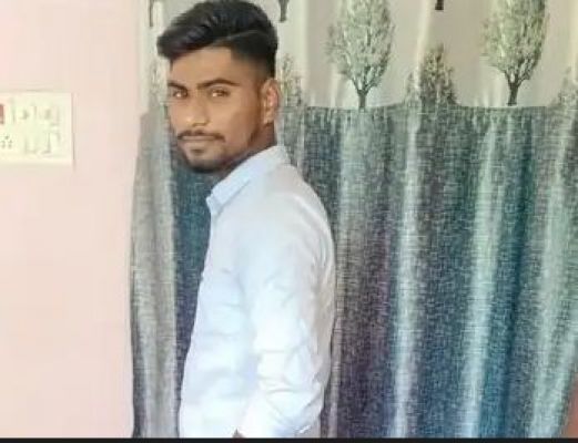 शिवनाथ में प्रेमी जोड़े   ने लगाई छलांग