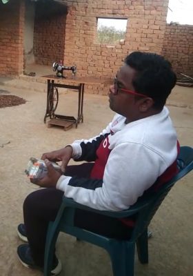 देखें VIDEO : नौकरी के नाम पर डॉक्टर व कंपाउंडर का रिश्वत लेते वीडियो फैला