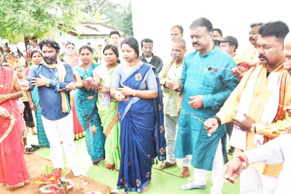 भूमिपूजन कर विधायक जैन ने बताए भूपेश है तो भरोसा है के मायने