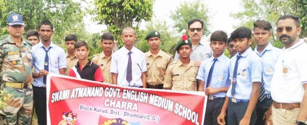 चर्रा में सेजेस एनसीसी कैडेट्स ने किया पौधरोपण