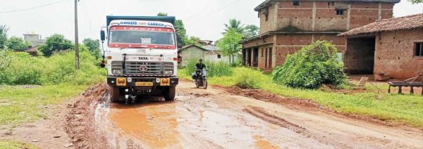 कुरुद क्षेत्र की सडक़ के लिए 37 करोड़ मंजूर, तारिणी ने सीएम को कहा-थैंक्स