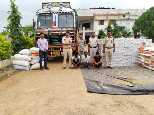 51 लाख की शराब संग 3 गिरफ्तार