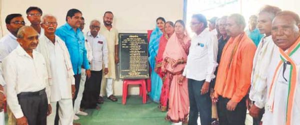 कातलबोड़ सोसायटी में खाद गोदाम का तारिणी ने किया लोकार्पण