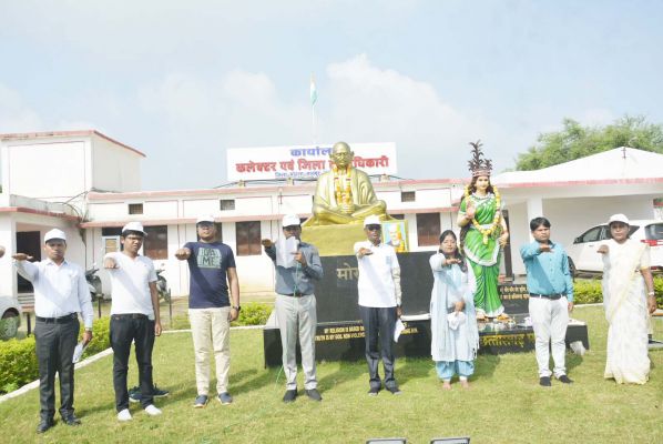 स्वच्छता में सहभागिता देने वालों का सम्मान