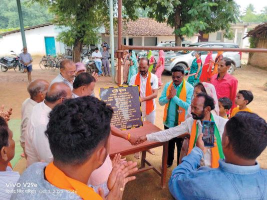 पूर्व विधायक ने किया शेड निर्मांण का भूमिपूजन