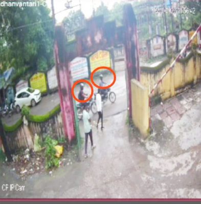 महिला को डराकर लाखों  के जेवरों की उठाईगिरी