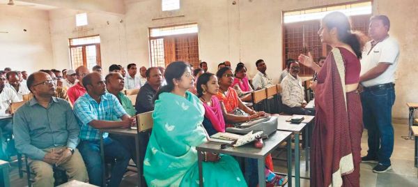 निर्वाचन प्रशिक्षण का निरीक्षण