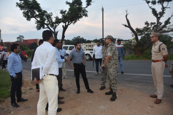 पंडालों में पदयात्रियों को विशेष सुविधाएं,  कलेक्टर-एसपी ने देखी नवरात्रि तैयारी