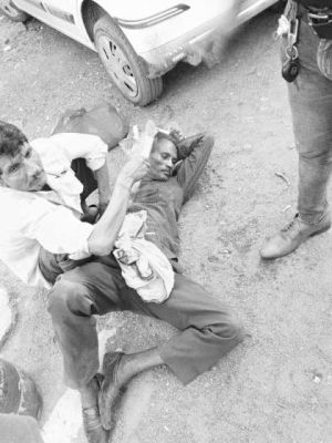 बेखौफ घूम रहे निजी अस्पताल के बिचौलिये