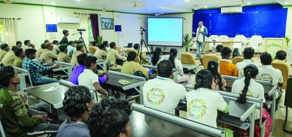 विद्यार्थियों को जागरूक करने राष्ट्रीय उद्यान में ‘आमचो रान आमचो जीवना’ कार्यक्रम शुरू