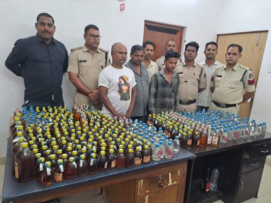 देशी व अंग्रेजी शराब जब्त