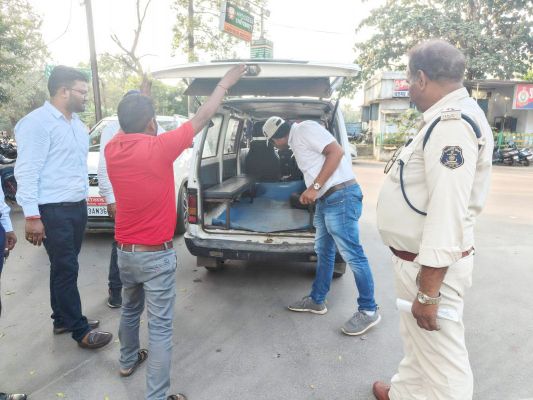 संपत्ति विरूपण कार्रवाई शुरू, उडऩदस्ता टीम कर रही वाहनों की जांच