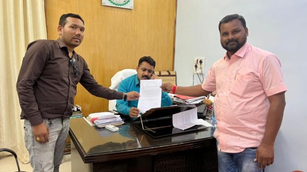 शेण्ड्री शॉप नीलामी की शिकायत एसडीएम से