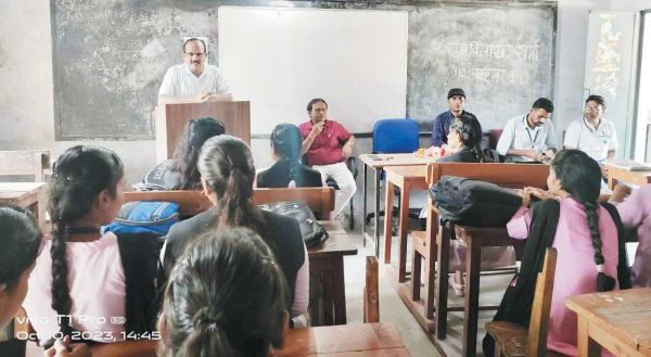 लाहिड़ी महाविद्यालय में विचार गोष्ठी