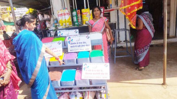 घरों से लेकर बाजारों में तक  मतदाता जागरूकता अभियान