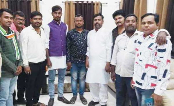  मजदूर कांग्रेस इंटक के कार्यकर्ता करेंगे कमर तोड़ मेहनत