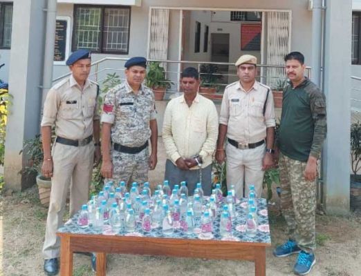 57 पाव शराब जब्त, आरोपी गिरफ्तार