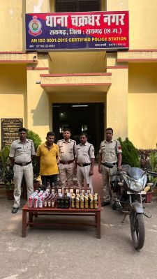 एकताल बेरियर पर अंग्रेजी शराब की बड़ी खेप पकड़ाई
