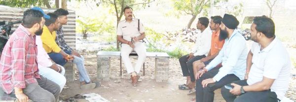 थाना परिसर में दुर्गोत्सव समिति की बैठक 