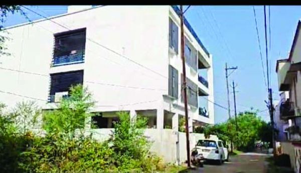 ईडी ने जब्त किए सौरभ के साथ पार्टनरशिप के दस्तावेज 