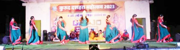 कुरुद दशहरा महोत्सव  में लोकरंग की प्रस्तुति