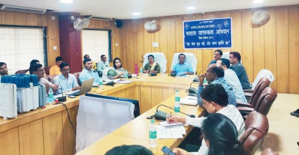 मतदान के समय न हो दिक्कत, भवनों को मतदान तिथि से पूर्व कराएं दुरुस्त