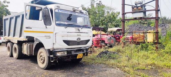 अवैध परिवहन एवं उत्खनन करते पाये जाने पर 11 वाहन जब्त