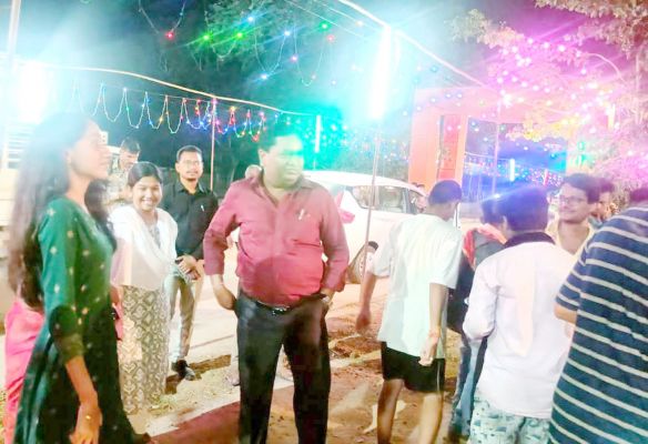 कलेक्टर ने पदयात्री मार्ग का किया निरीक्षण
