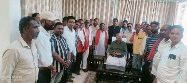 आला नेताओं के दबाव में झुके श्यामकर ने नामांकन लिया वापस