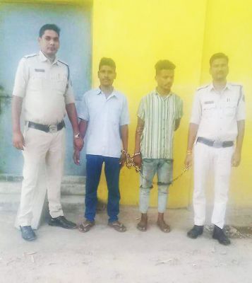 घर में चोरी, दो आरोपी गिरफ्तार 
