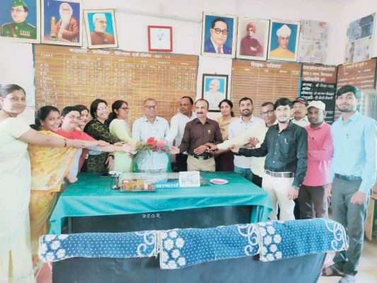 दशहरा अवकाश में मुख्यालय न छोड़ें कर्मचारी-प्राचार्य