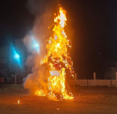 धूमधाम से मनी विजयादशमी, रावण दहन  के साथ लगे जय जय राम के नारे