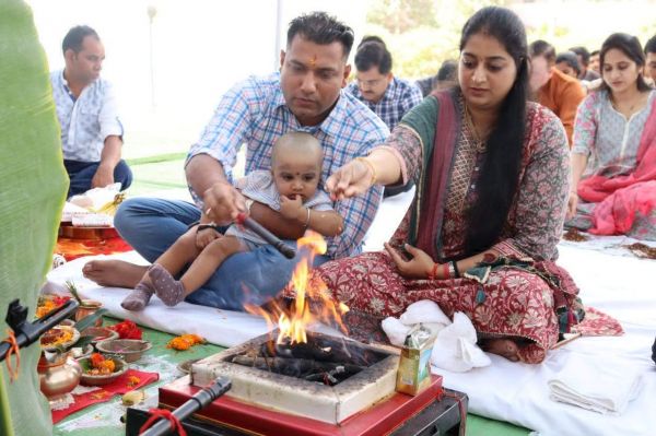 एसपी ने की शस्त्रों की पूजा-अर्चना