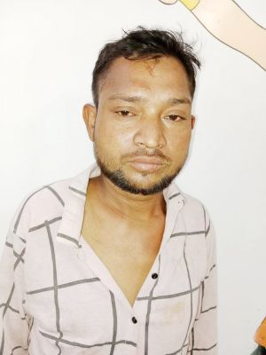 अवैध महुआ शराब संग आरोपी गिरफ्तार