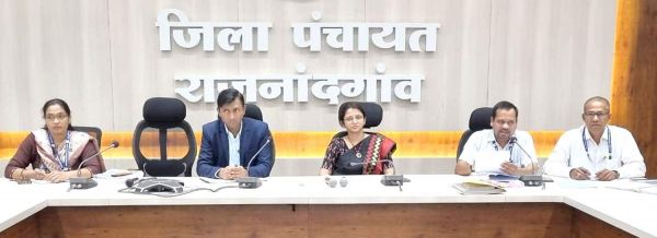  व्यय प्रेक्षक मुग्धा ने व्यय लेखा रजिस्टर के संबंध में दी जानकारी